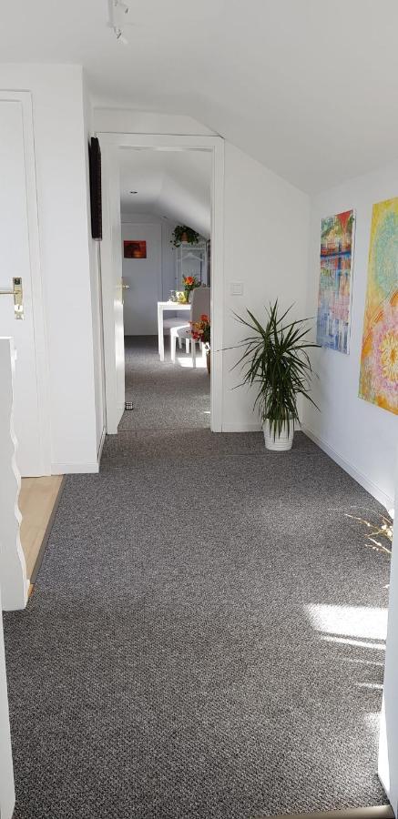 Nordsee Im Kuenstlerhaus Bei Husum - Keine Monteure Arbeiter * Oldersbek